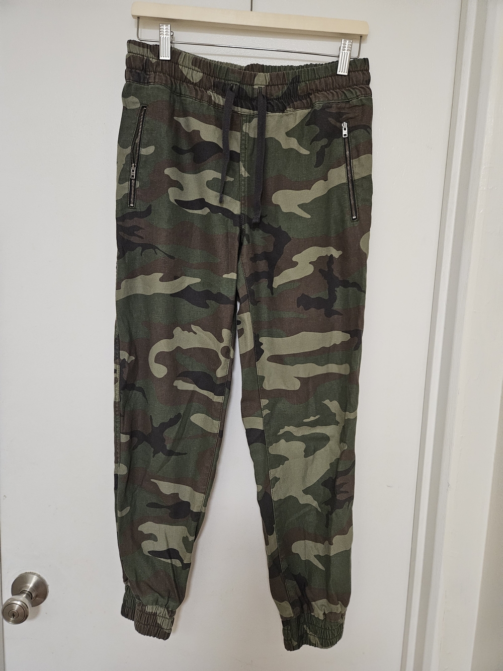 TNA Women's Camo Joggers in Green & Brown
